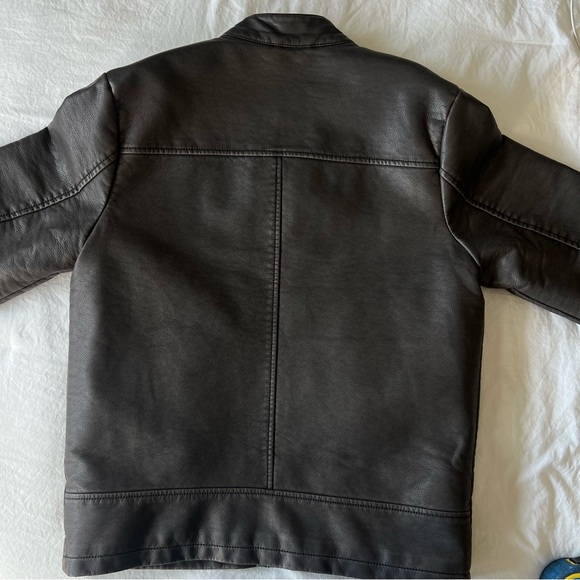 leather jacket - Picture 6 of 7